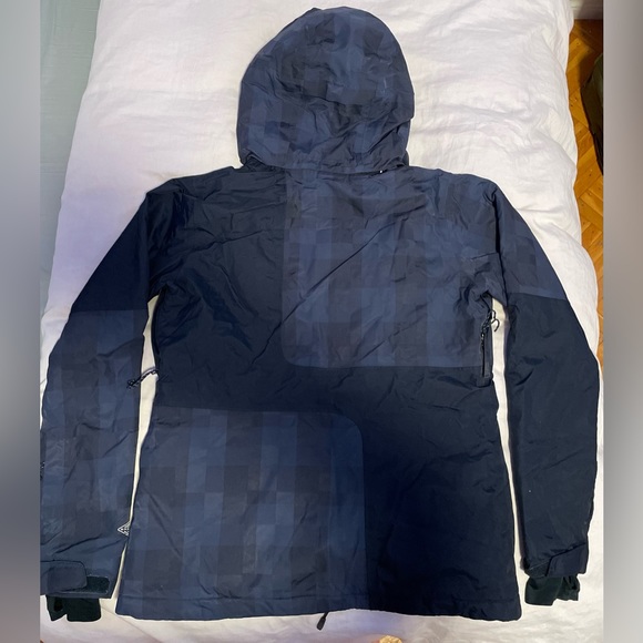 Columbia - Winter Jacket - Picture 3 of 5